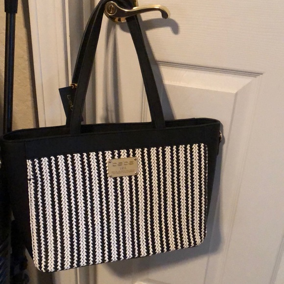 Basket weave tote by bebe - Picture 9 of 9